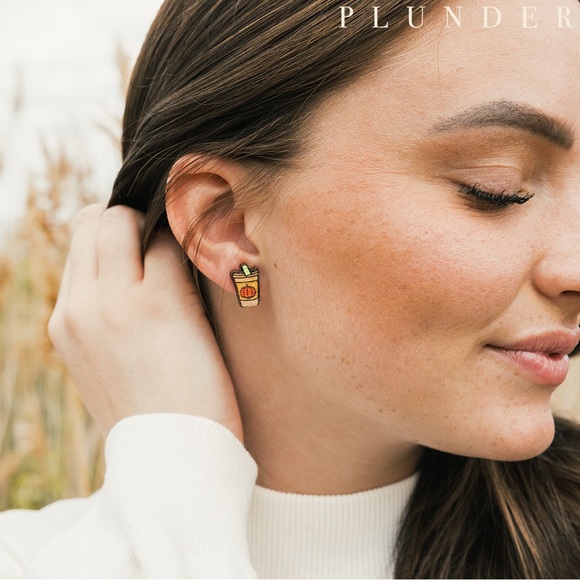 NEW Lil’ Miss Boo Earring Set 👻🎃 - Picture 3 of 5